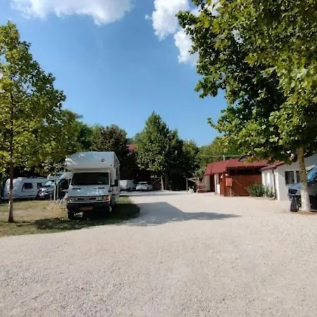 Camping Arena Kemping